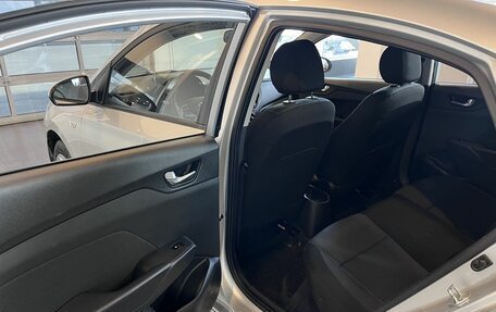 Hyundai Solaris II рестайлинг, 2021 год, 1 560 000 рублей, 24 фотография