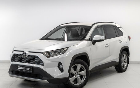Toyota RAV4, 2019 год, 2 565 000 рублей, 1 фотография