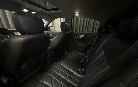 Infiniti FX II, 2009 год, 1 549 777 рублей, 29 фотография