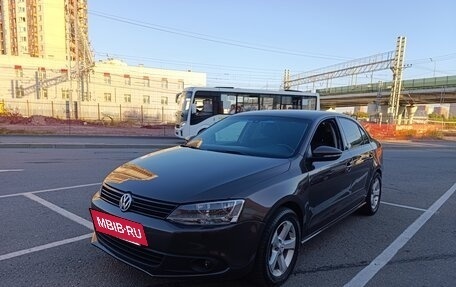 Volkswagen Jetta VI, 2014 год, 890 000 рублей, 7 фотография
