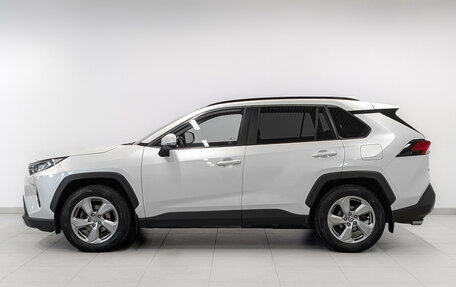 Toyota RAV4, 2019 год, 2 565 000 рублей, 8 фотография