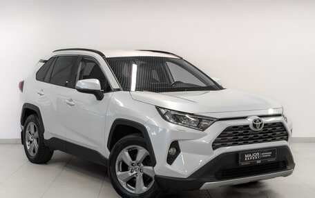 Toyota RAV4, 2019 год, 2 565 000 рублей, 3 фотография