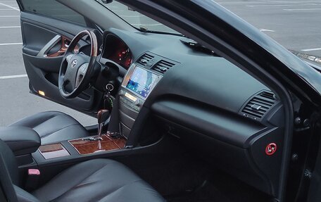 Toyota Camry, 2008 год, 1 550 000 рублей, 5 фотография