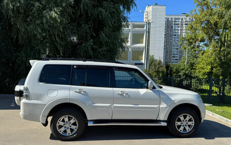 Mitsubishi Pajero IV, 2015 год, 2 600 000 рублей, 5 фотография
