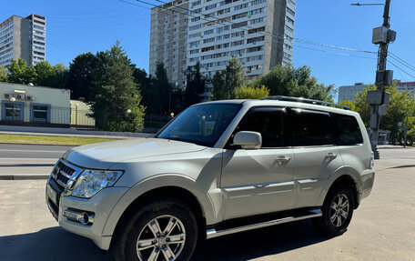 Mitsubishi Pajero IV, 2015 год, 2 600 000 рублей, 2 фотография