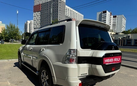 Mitsubishi Pajero IV, 2015 год, 2 600 000 рублей, 8 фотография