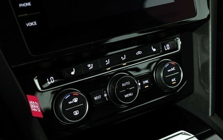 Volkswagen Passat B8 рестайлинг, 2017 год, 1 779 700 рублей, 17 фотография