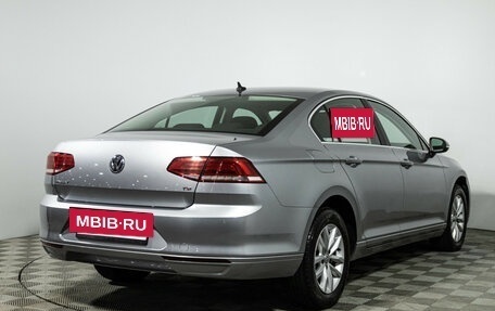 Volkswagen Passat B8 рестайлинг, 2017 год, 1 779 700 рублей, 6 фотография