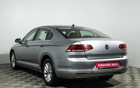 Volkswagen Passat B8 рестайлинг, 2017 год, 1 779 700 рублей, 8 фотография