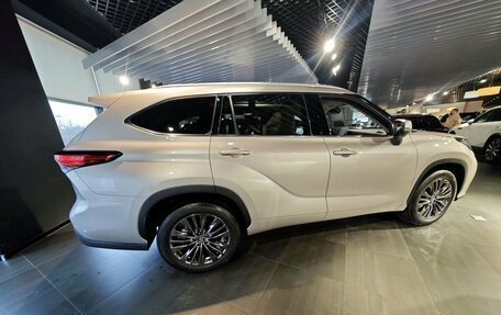 Toyota Highlander, 2026 год, 5 650 000 рублей, 6 фотография