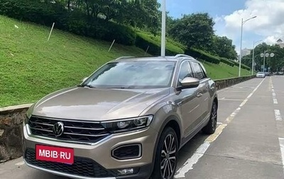Volkswagen T-Roc I, 2022 год, 1 350 777 рублей, 1 фотография