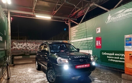 Hyundai Tucson III, 2008 год, 700 000 рублей, 1 фотография