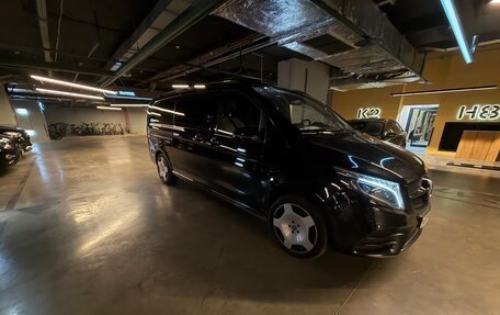 Mercedes-Benz V-Класс, 2022 год, 7 700 000 рублей, 12 фотография