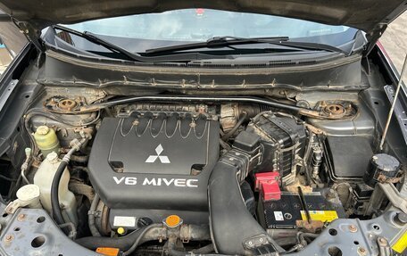 Mitsubishi Outlander III рестайлинг 3, 2007 год, 875 000 рублей, 3 фотография