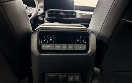Toyota Land Cruiser Prado, 2026 год, 11 900 000 рублей, 21 фотография