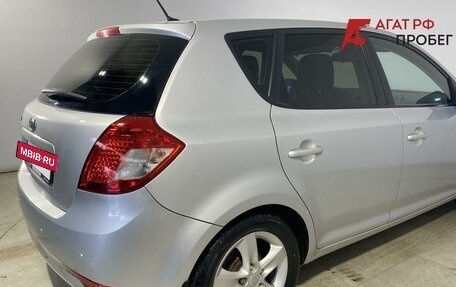 KIA cee'd I рестайлинг, 2010 год, 740 000 рублей, 3 фотография