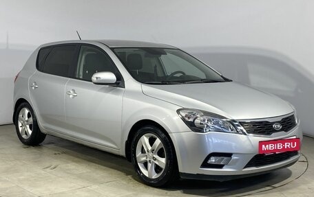 KIA cee'd I рестайлинг, 2010 год, 740 000 рублей, 4 фотография