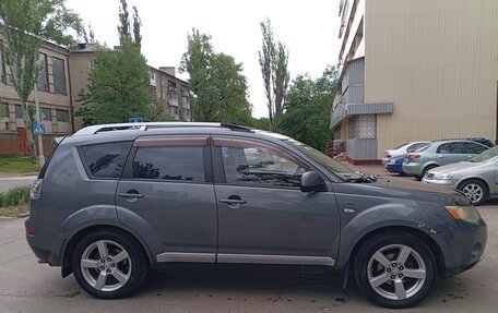 Mitsubishi Outlander III рестайлинг 3, 2007 год, 750 000 рублей, 2 фотография