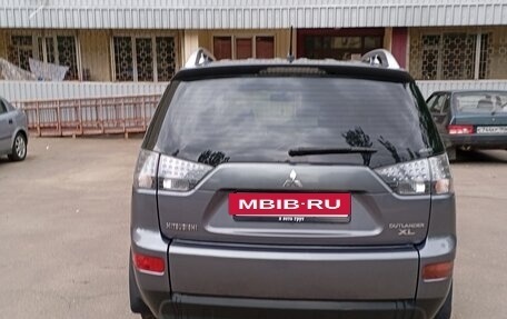Mitsubishi Outlander III рестайлинг 3, 2007 год, 750 000 рублей, 5 фотография