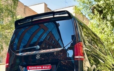Mercedes-Benz V-Класс, 2023 год, 7 000 000 рублей, 6 фотография