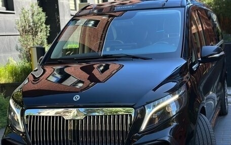 Mercedes-Benz V-Класс, 2023 год, 7 000 000 рублей, 12 фотография