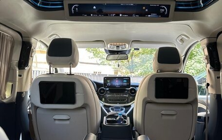 Mercedes-Benz V-Класс, 2023 год, 7 000 000 рублей, 27 фотография