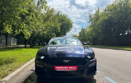 Ford Mustang VI рестайлинг, 2017 год, 2 500 000 рублей, 2 фотография