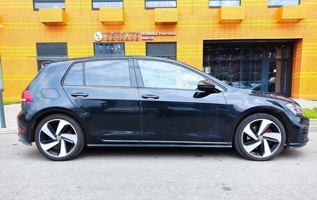 Volkswagen Golf GTI VII, 2018 год, 2 250 000 рублей, 4 фотография