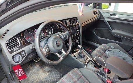 Volkswagen Golf GTI VII, 2018 год, 2 250 000 рублей, 10 фотография