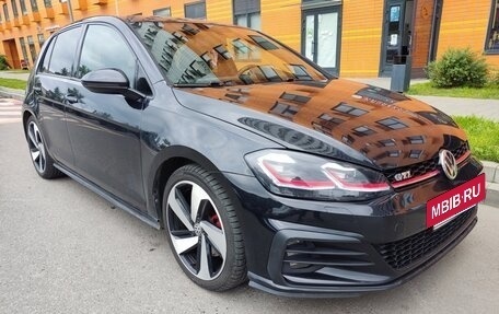 Volkswagen Golf GTI VII, 2018 год, 2 250 000 рублей, 3 фотография