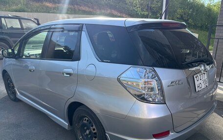 Honda Fit Shuttle I рестайлинг, 2011 год, 950 000 рублей, 4 фотография