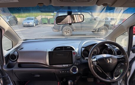 Honda Fit Shuttle I рестайлинг, 2011 год, 950 000 рублей, 11 фотография