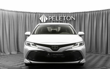 Toyota Camry, 2021 год, 2 200 000 рублей, 3 фотография