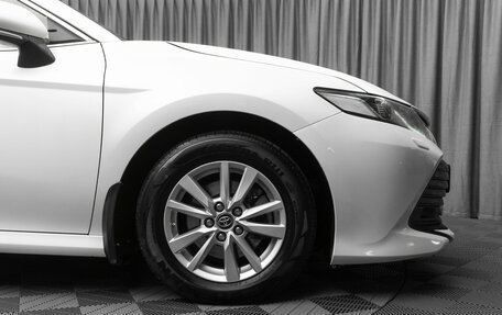 Toyota Camry, 2021 год, 2 200 000 рублей, 23 фотография