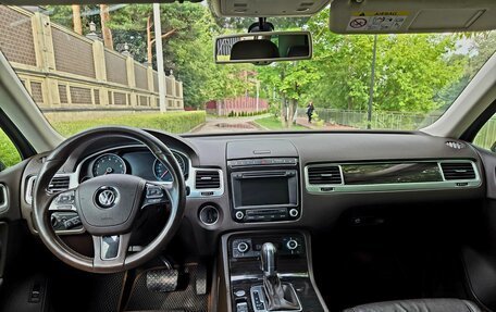 Volkswagen Touareg III, 2016 год, 2 800 000 рублей, 18 фотография