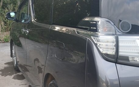 Toyota Vellfire II, 2016 год, 2 950 000 рублей, 6 фотография