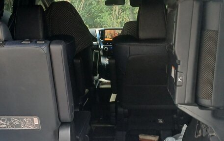 Toyota Vellfire II, 2016 год, 2 950 000 рублей, 11 фотография