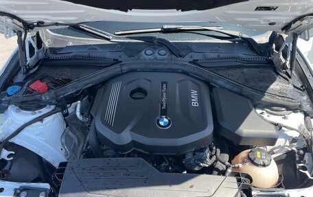BMW 3 серия, 2018 год, 1 830 000 рублей, 13 фотография