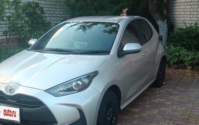 Toyota Yaris, 2021 год, 1 420 000 рублей, 1 фотография