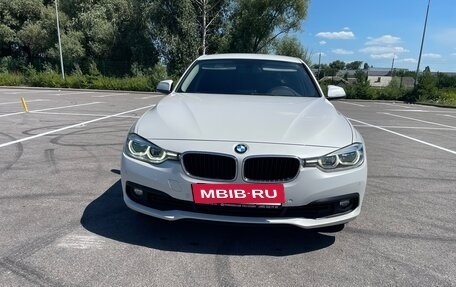 BMW 3 серия, 2018 год, 1 830 000 рублей, 8 фотография