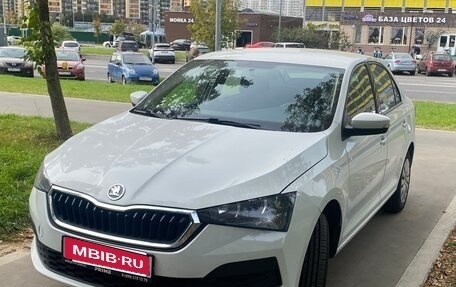 Skoda Rapid II, 2021 год, 980 000 рублей, 1 фотография