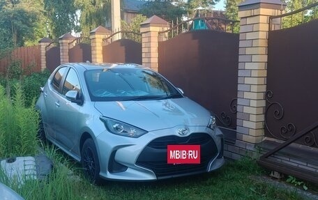 Toyota Yaris, 2021 год, 1 420 000 рублей, 14 фотография