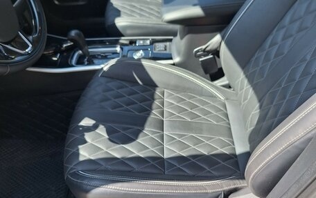 Mitsubishi Outlander III рестайлинг 3, 2022 год, 3 240 000 рублей, 15 фотография