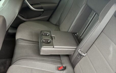 Opel Insignia II рестайлинг, 2011 год, 1 000 000 рублей, 20 фотография