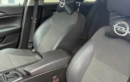 Opel Insignia II рестайлинг, 2011 год, 1 000 000 рублей, 25 фотография