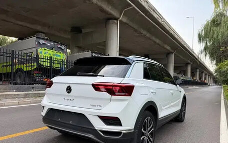 Volkswagen T-Roc I, 2021 год, 1 300 777 рублей, 4 фотография