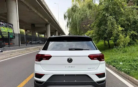 Volkswagen T-Roc I, 2021 год, 1 300 777 рублей, 6 фотография