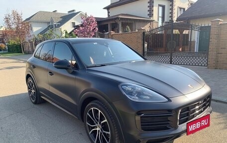 Porsche Cayenne III, 2021 год, 6 850 000 рублей, 3 фотография