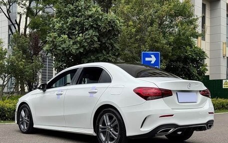 Mercedes-Benz A-Класс, 2022 год, 1 500 777 рублей, 4 фотография