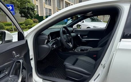 Mercedes-Benz A-Класс, 2022 год, 1 500 777 рублей, 5 фотография